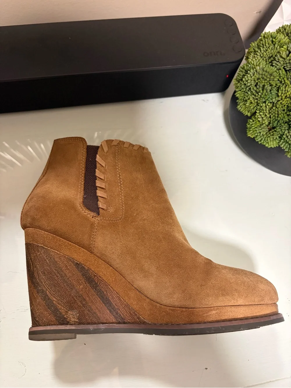 Ariat Belle Genuine Leather Suede Wedge Booties Tan Size 9.5